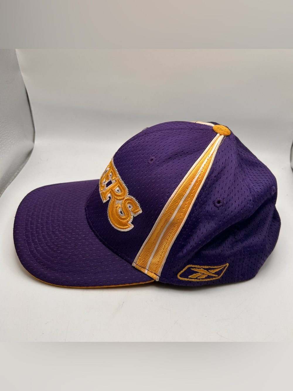 VTG LA Lakers Hat Purple Gold Reebok One Size Fits All OSFA